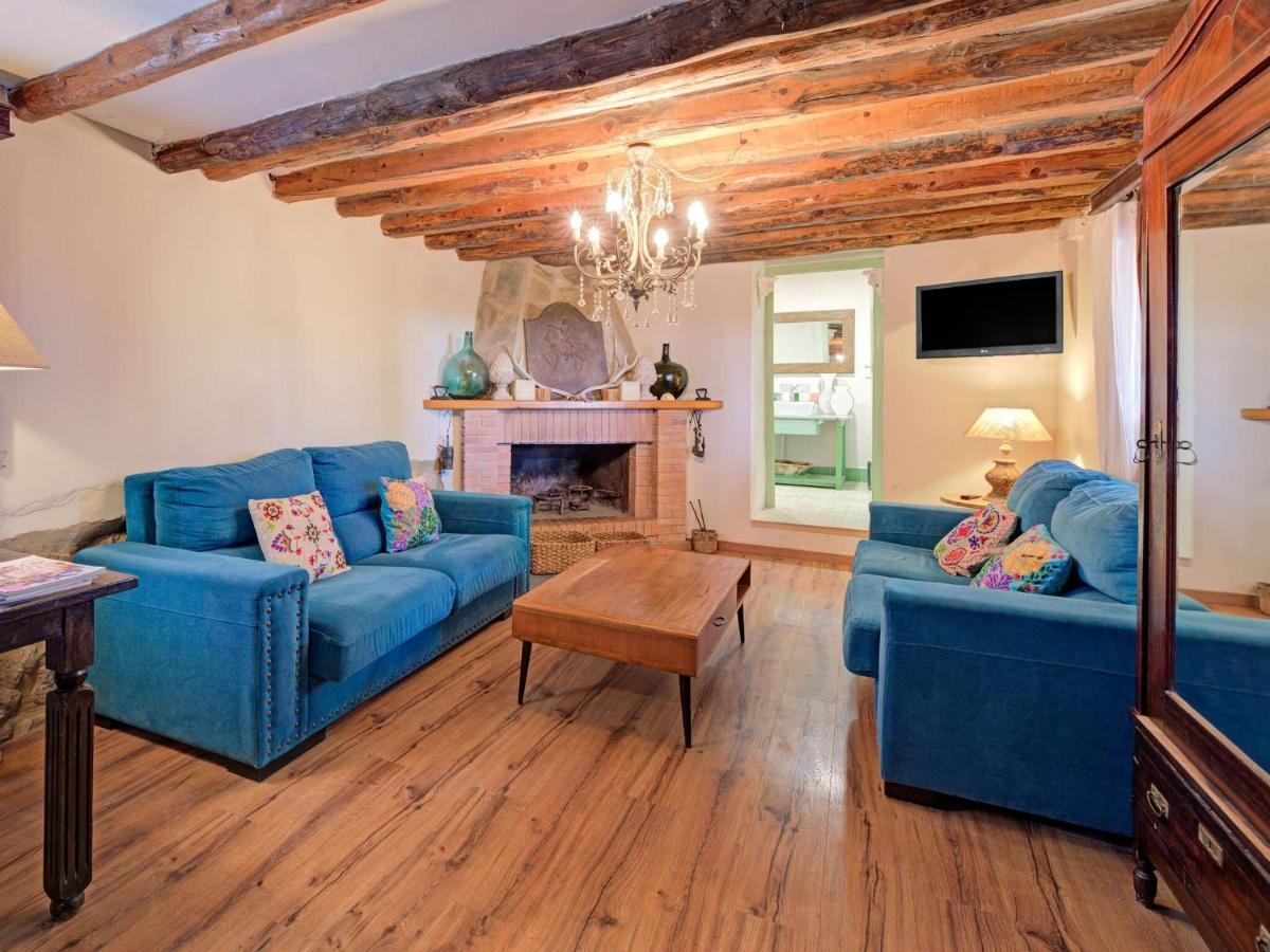 Lively Holiday Home In Fraga With Private Pool Exteriör bild